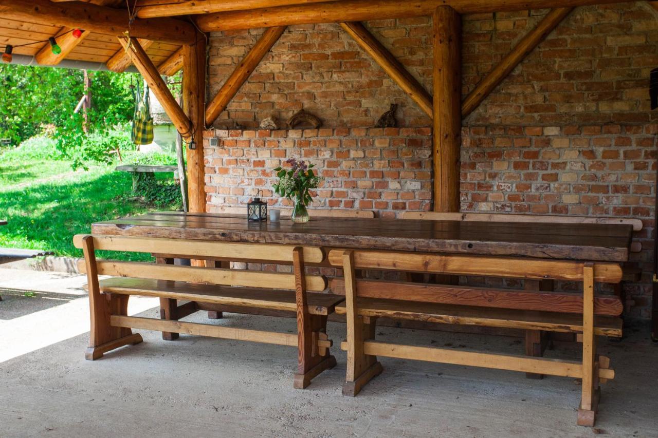 Na Okic - A Private Forest Oasis Sveti Martin pod Okicem 외부 사진